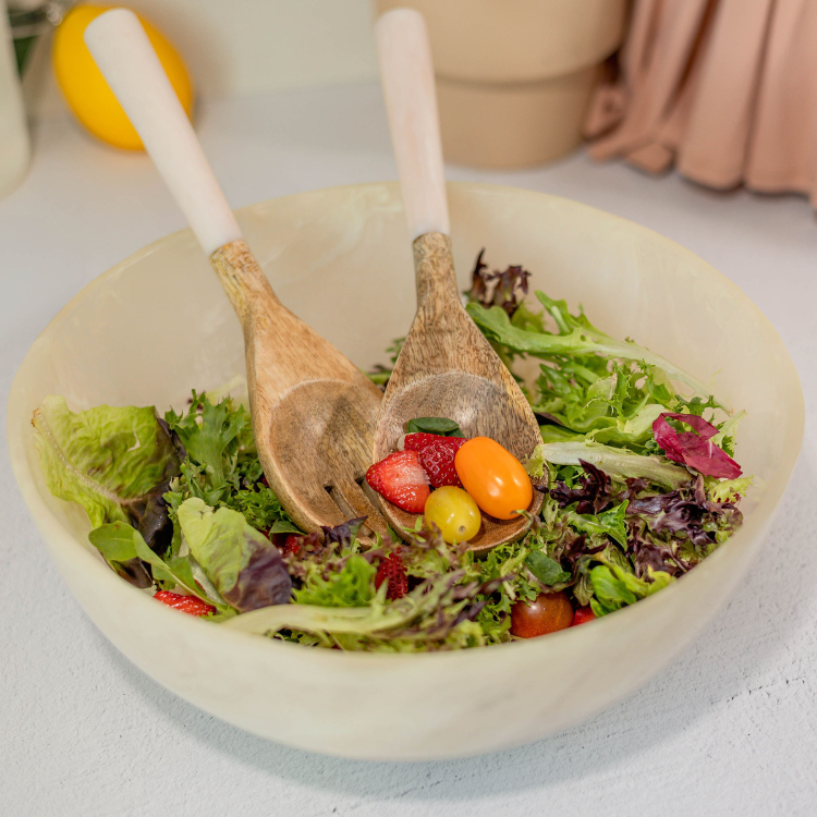 Jeanne Fitz Resin Collection Salad Servers – Cream