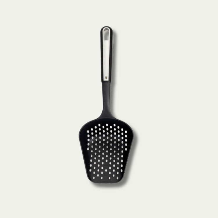 Jeanne Fitz Measuring Scoop Colander