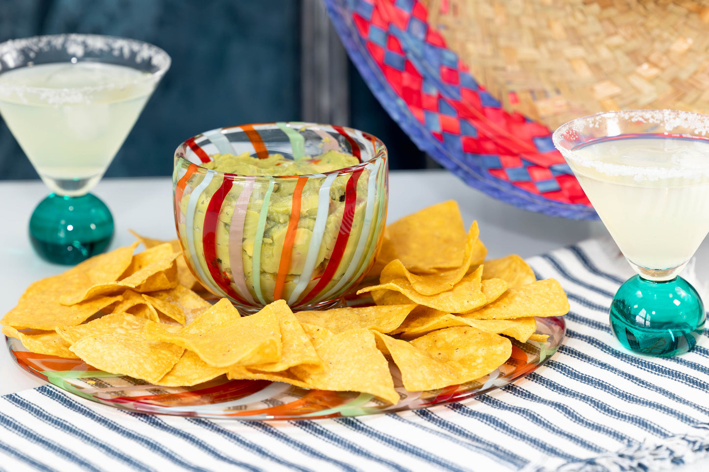 Gezellig Reversible Cake Stand and Chip and Dip Platter