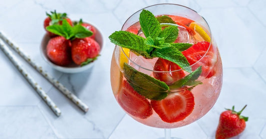Sip Into Spring: Refreshing Prosecco Cocktails to Welcome the Season