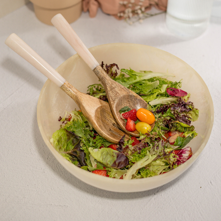 Jeanne Fitz Resin Collection Salad Bowl – Cream
