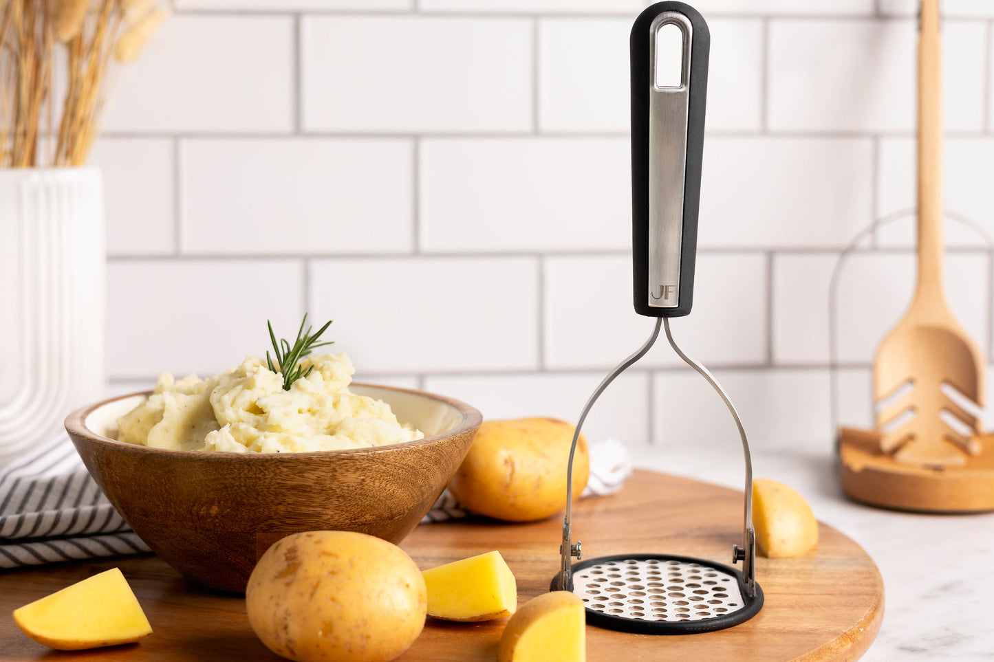 Jeanne Fitz Foldable Potato Masher, Stainless Steel