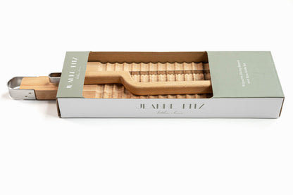 Jeanne Fitz Baguette Slicing Board & Bow Knife Set