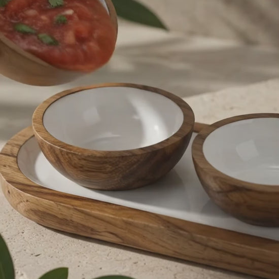 Video of dip being poured into dipping bowls
