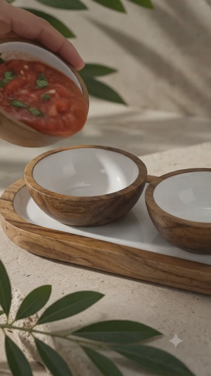 Video of dip being poured into dipping bowls